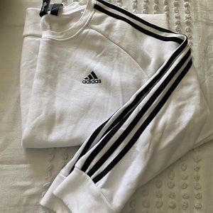 [adidas] Black & white crew neck sweatshirt- XL